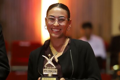 Gabriela Vargas calificó de especial el reconocimiento que recibió por parte del Team Pichincha.