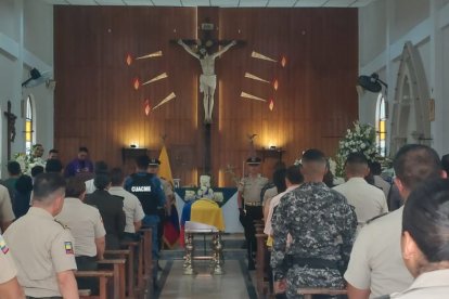 El cadáver fue trasladado a las 11:41 a las instalaciones policiales.