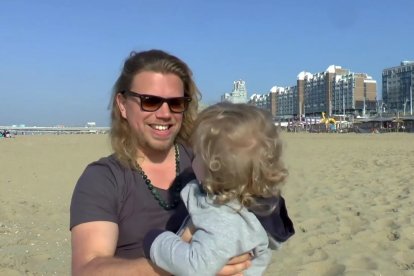 Este es el neerlandés que ha entregado su esperma en unas 13 clínicas de Europa.