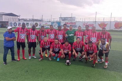 El equipo M. Z . Sport con el exmundialista, Segundo Castillo en sus filas.