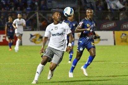 Emelec cayó ante Delfín, en condición de visitante, en la cuarta fecha de la LigaPro 2023.