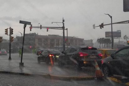 Situación. Este es el estado de una vía del norte de la ciudad.