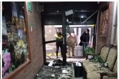 En el hotel se registraron daños materiales, pero no hubo víctimas a consecuencia de la explosión.