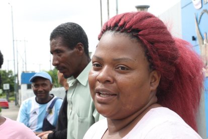 Familiares de las víctimas retiraron los cuerpos esta mañana