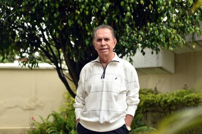 Alfonso Espinosa de los Monteros se retira de ecuavisa, luego de 56 años