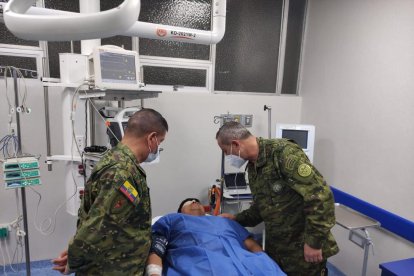 Los heridos de gravedad fueron trasladados al Hospital Militar, en Quito.