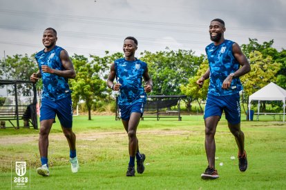 9 de Octubre acumula 2 victorias, 2 empates y una derrota en la Serie B de Ecuador.