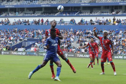 Tras 6 fechas de LigaPro, Emelec ocupa el puesto 13  de la tabla de posiciones, con apenas 6 puntos.