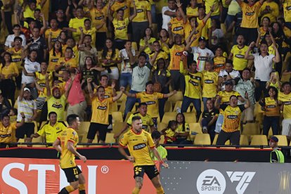 La hinchada sufrió, pero al final salió contenta con los tres puntos.