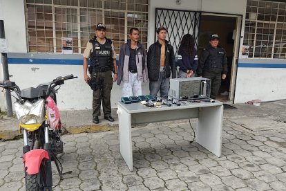 Los sospechosos fueron atrapados en poco tiempo por la Policía Nacional.
