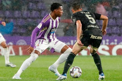 El jugador ecuatoriano Gonzalo Plata se encuentra entre los diez mejores asistidores del fútbol español.