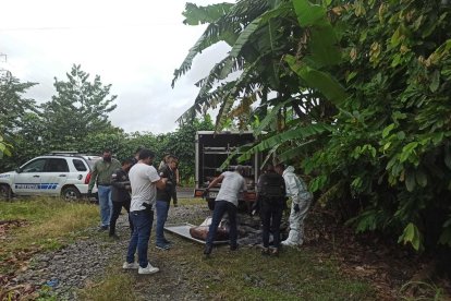 Al amanecer de este jueves 27 de abril de 2023, la muerte dejó su macabra huella en un sector del recinto La  Bota.