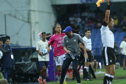 Miguel Rondelli no sabe que mismo le está pasando a su Emelec.