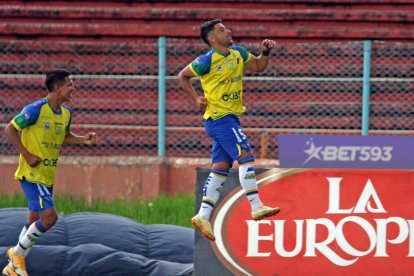 Joaquín Vergés, puso el segundo gol para Gualaceo.