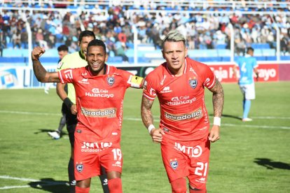 El ecuatoriano Carlos Garcés marcó un doblete en la victoria del Cienciano ante el Tarma.