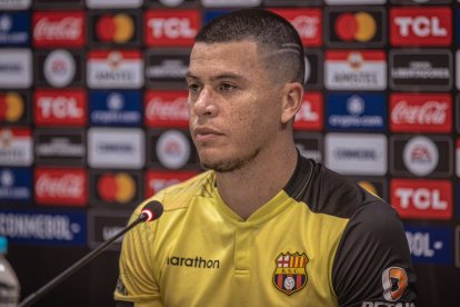 Carlos Rodríguez, defensa uruguayo de Barcelona.