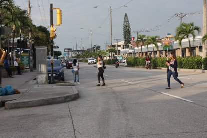 Los ciudadanos que transitan regularmente por la Garzota no se sienten seguros.