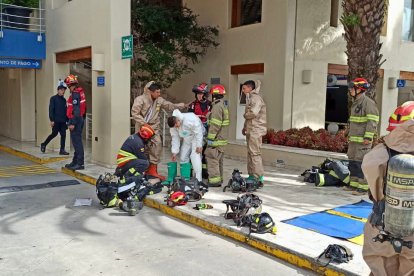 En la emergencia participaron 31 bomberos.