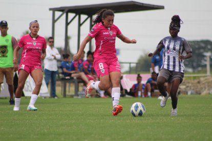 Dragonas Independiente del Valle no tuvo piedad de Patria, equipo al que goleó por 11-0.