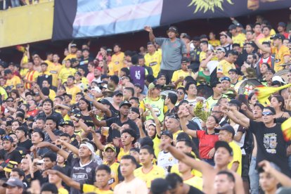 La hinchada amarilla está ilusionada en rematar como líder de la primera etapa.