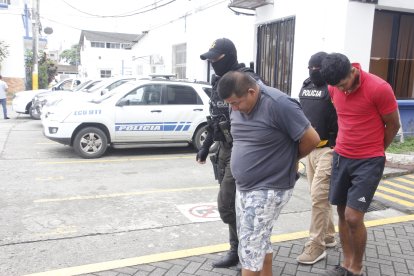 Los detenidos fueron llevados a la Unidad de Flagrancia del cuartel modelo de policía.