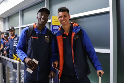 La delegación ecuatoriana sub-20 aterrizó en Argentina, durante la madrugada del 11 de mayo.