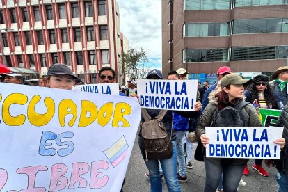 Según varios partidarios de CREO, el juicio político es “ilegal” y tiene tintes políticos.