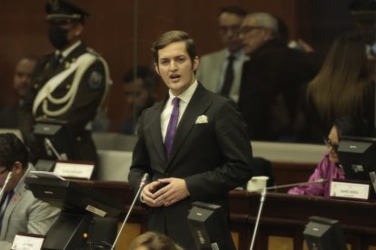 Esteban Torres, asambleísta