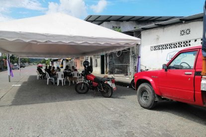 En el sector Promejoras despidieron a los hermanos Rubén y Carmen Guerra.