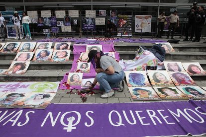 Colectivos feministas realizaron plantones afuera del Complejo Judicial Norte.
