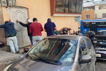 El lunes 15 de mayo se desplegó un operativo en Ambato, Tungurahua, donde arrestaron a otros supuestos extorsionadores.