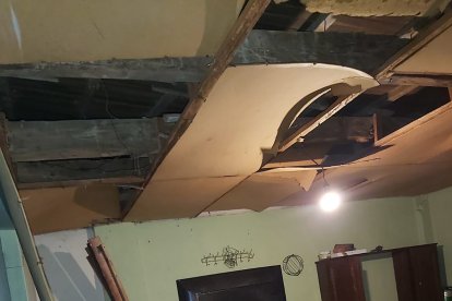 Así resultó la vivienda de la pareja de adultos mayores que están heridos