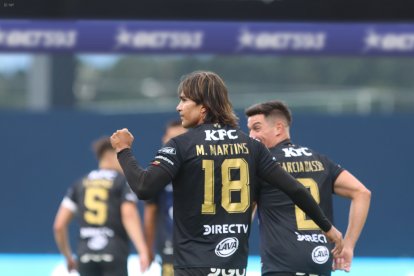 El experimentado delantero boliviano Marcelo Moreno Martins  comandará el ataque de los rayados.