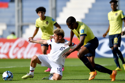 Ecuador y Estados Unidos empatan 0-0 en el primer tiempo
