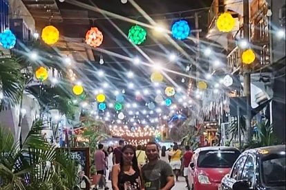 Gemary Zambrano, su esposo Hamilton Zambrano y su hijo vacacionaban en Montañita.