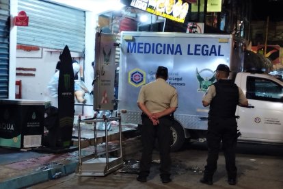 El local donde sucedió el tiroteo era de propiedad de un hombre extranjero que también falleció producto del ataque.