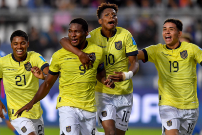 Ecuador suma 3 puntos y empata en el segundo lugar con Eslovaquia. Resta una fecha.