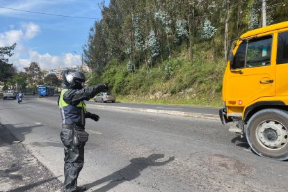 La AMT recomienda tomar rutas alternativas para evitar la congestión vehicular