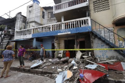 Una explosión se dio por un tanque de oxígeno en el Guasmo Norte.