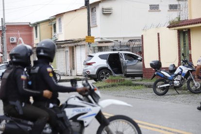 En el momento de los disparos, el hombre se movilizaba en un vehículo.
