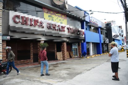 Los vecinos que querían comer en el chifa se quedaron con las ganas.