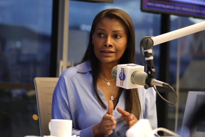 La Fiscal General del Estado, Diana Salazar, durante una entrevista radial