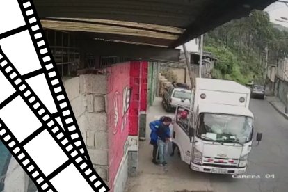 Agentes policiales están tras la banda que atracó a los ocupantes de un camión repartidor, en Quito.