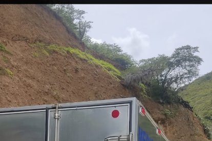 Un trabajador que revisaba el área localizó el cuerpo.