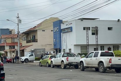 En el área destinada para dormitorio del UPC fue encontrado muerto el agente de policía.