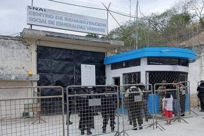 Desde el 31 de mayo han hallado muertos a tres internos en el centro carcelario de Esmeraldas.