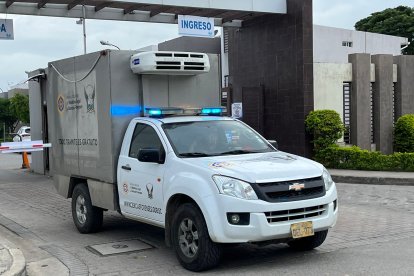 El levantamiento del cadáver se realizó al interior de la urbanización exclusiva de Machala.