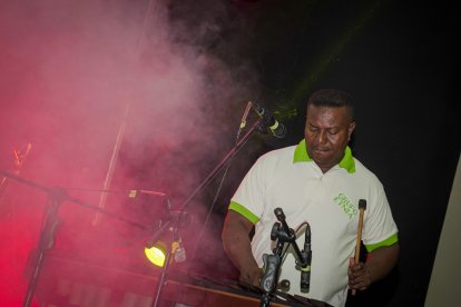 Jacson Arroyo toca la marimba desde hace varios años.