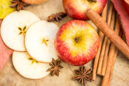 La mezcla de la manzana y canela da como resultado uno de los aromas más ricos para el hogar.