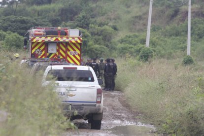 La Policía asistió al sitio de Guayaquil donde un hombre fue asesinado y otro quedó herido.